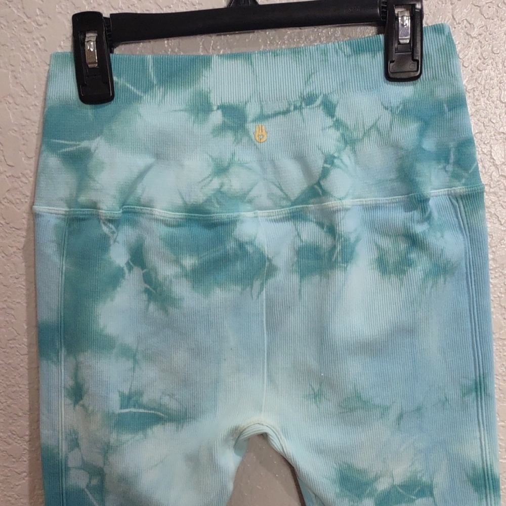 SPIRITUAL GANGSTER Blue Tie-Dye Leggings - Picture 4 of 16